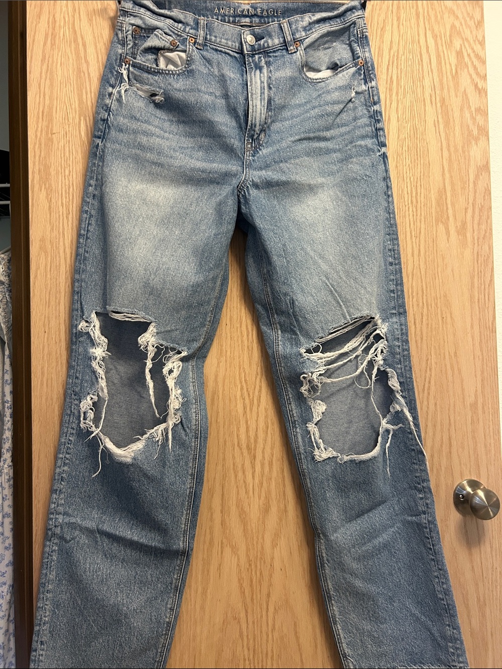 American Eagle Outfitters Light Blue Denim Jeans